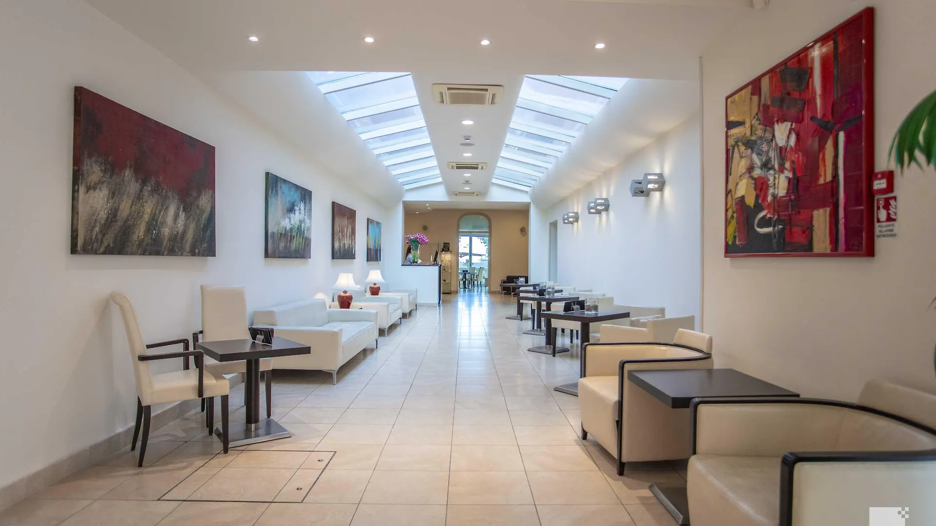 Hotel Regina Elena 57 & Oro Bianco Spa Rimini 4*,  Italy