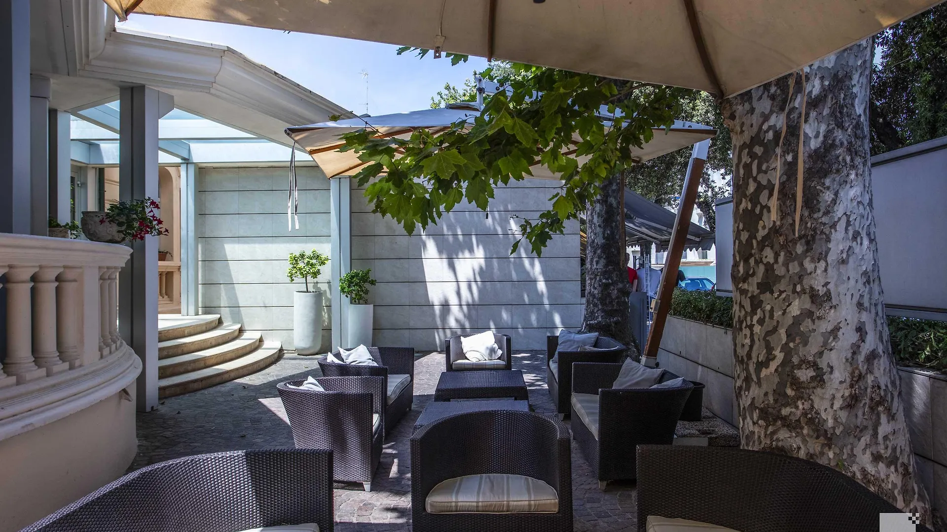 Hotel Regina Elena 57 & Oro Bianco Spa Rimini 4*,