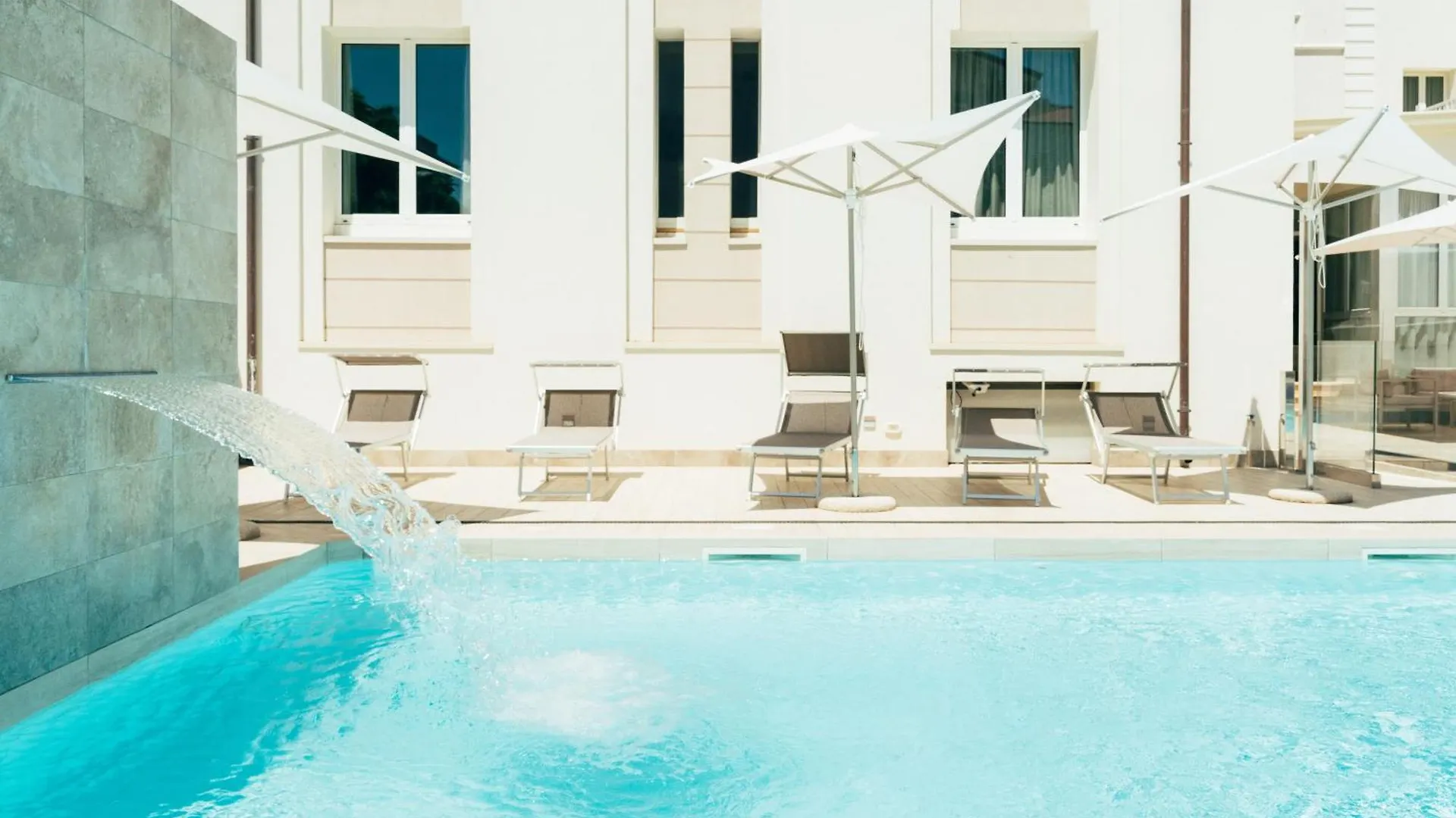 Hotel Regina Elena 57 & Oro Bianco Spa Rimini Italie