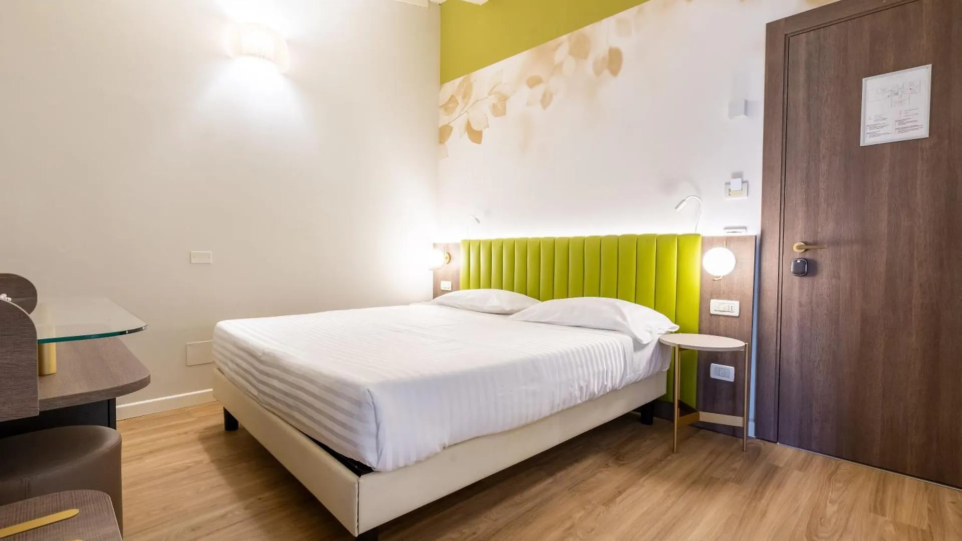 Hotel Regina Elena 57 & Oro Bianco Spa Rimini Italie